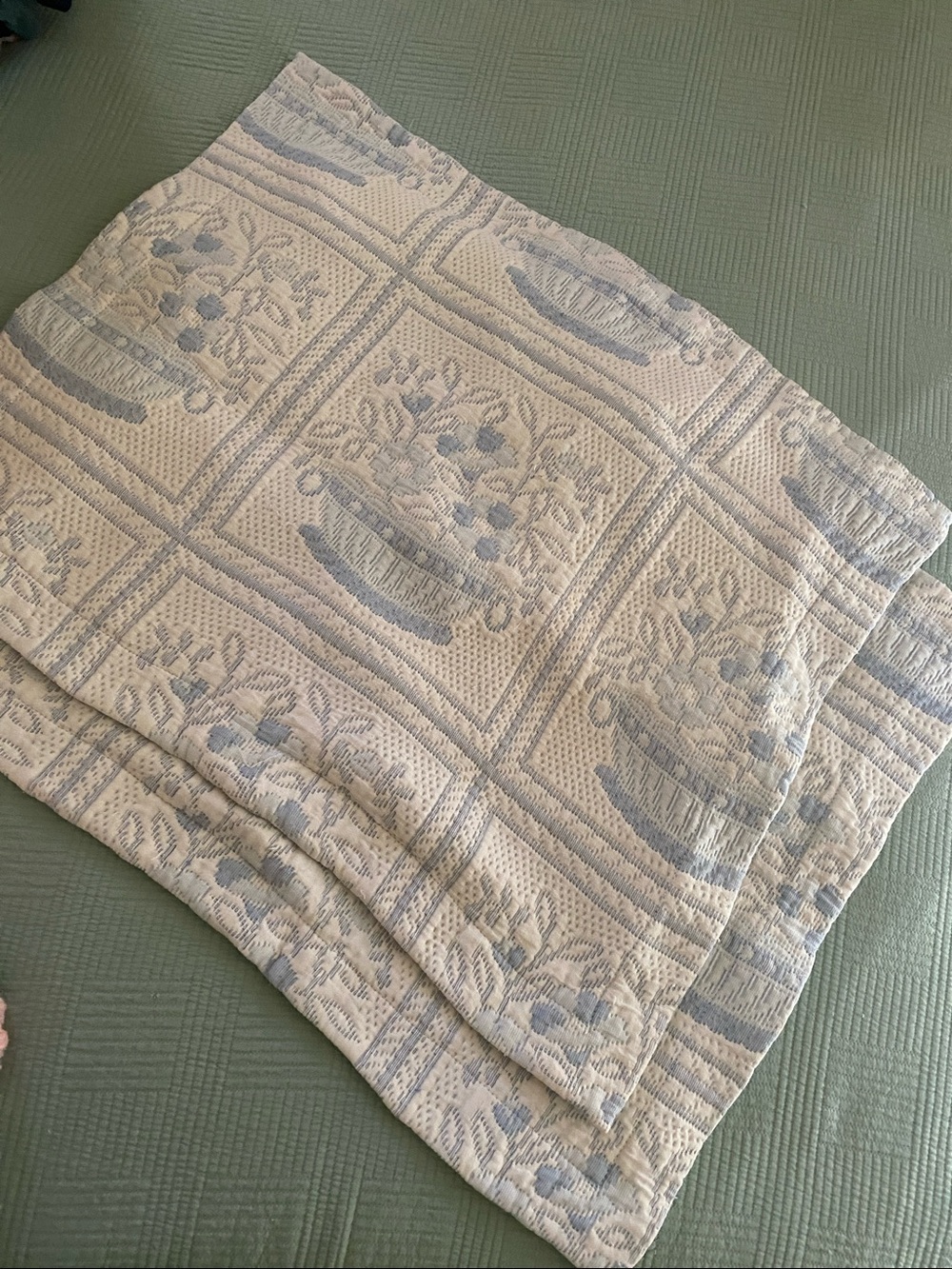 Revert Flower Basket Quilted Shams set of 2 vintage standard pillow covers 1970s